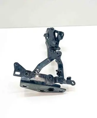 Engine bonnet/hood hinges