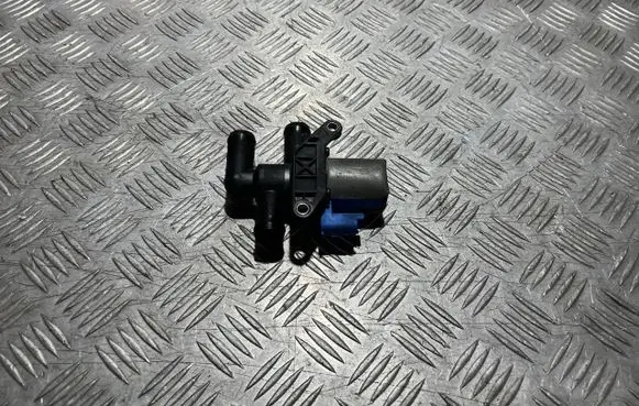 Nissan Juke II F16 Coolant heater control valve 212301538R