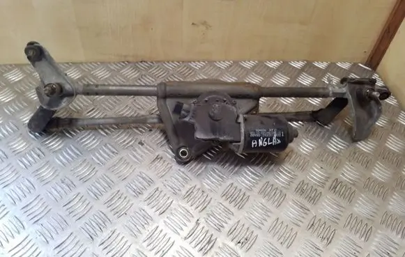 Toyota RAV 4 (XA20) Front wiper linkage and motor 8511042110