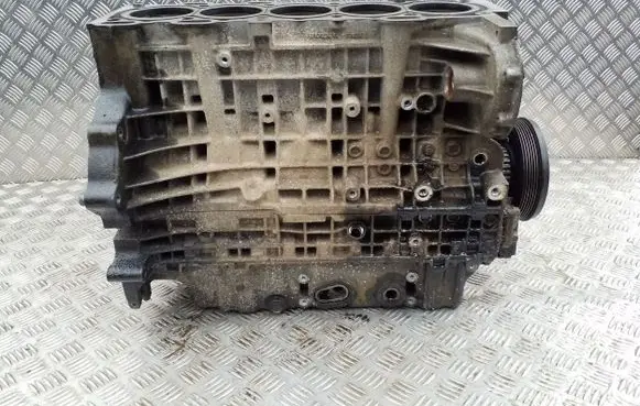 Volvo S60 Engine block D5244T D5244T2