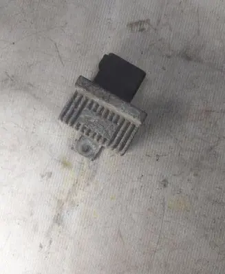 Renault Espace - Grand espace IV Glow plug pre-heat relay 7700115078