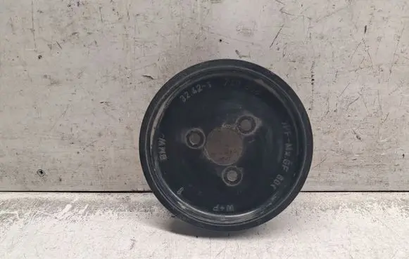 BMW 3 E46 Power steering pump pulley 32421740858