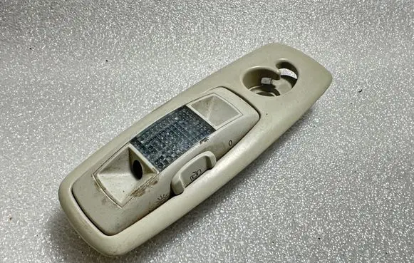Volkswagen PASSAT B5.5 Other interior light 3B0951172F