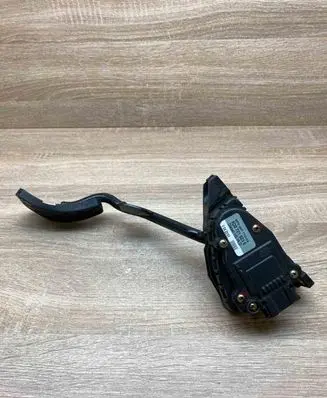 Audi A6 S6 C5 4B Accelerator throttle pedal 8D2721523E 6PV007770