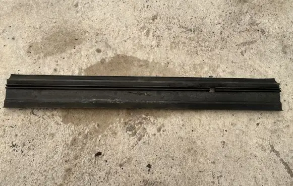 Engine compartment rubber