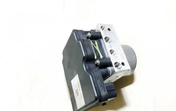 Tesla Model 3 ABS Pump 110354100a 1103541-00-a