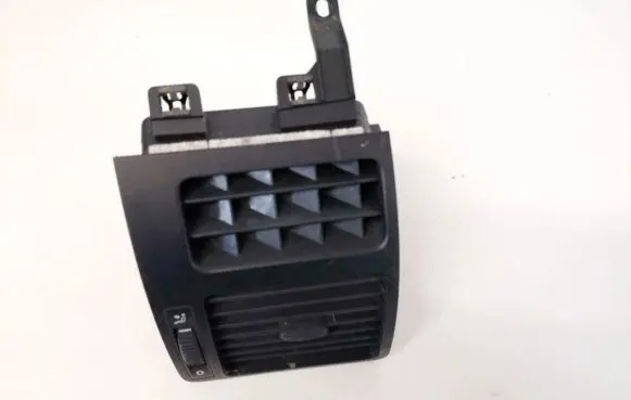 Volkswagen Touran I Dash center air vent grill 1T0819704b