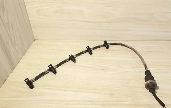 Volkswagen Crafter Fuel return line/hose 2136300 076235