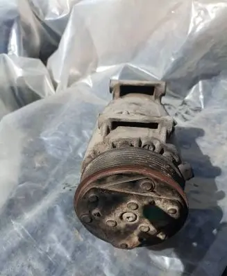 Renault Espace - Grand espace IV Air conditioning (A/C) compressor (pump)