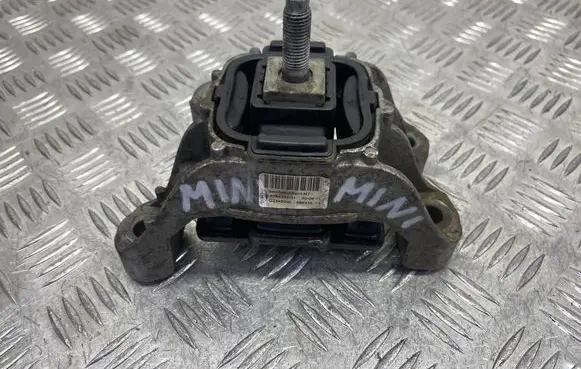 Mini Cooper Countryman R60 Gearbox mount 6784355 G2245000 6862351