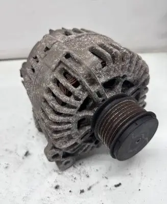Volkswagen Golf Plus Generator/alternator TG14C011 2542695E 06F903023C