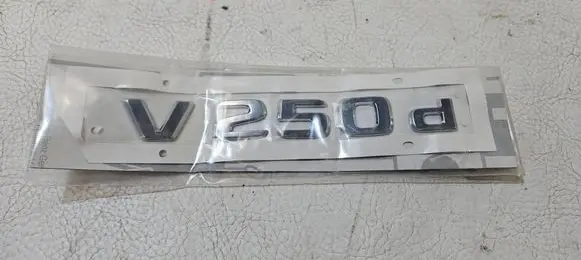 Mercedes-Benz V Class W447 Manufacturer badge logo/emblem A4478175400
