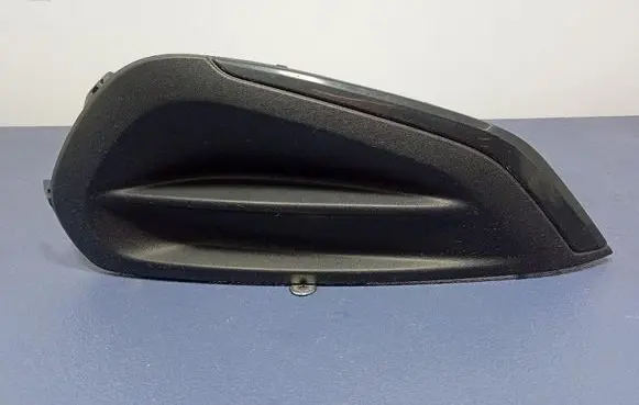 Peugeot 208 I Front bumper 9810533480