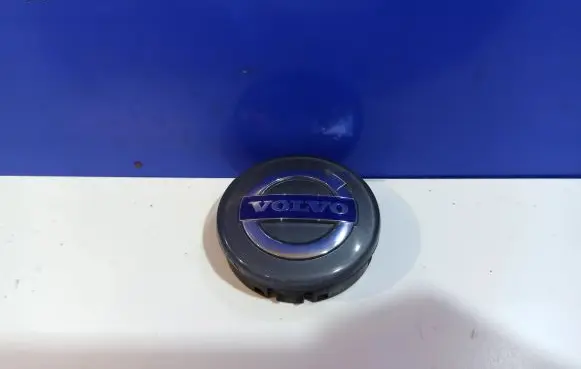 Volvo XC90 Manufacturers badge/model letters 31400452 30666913