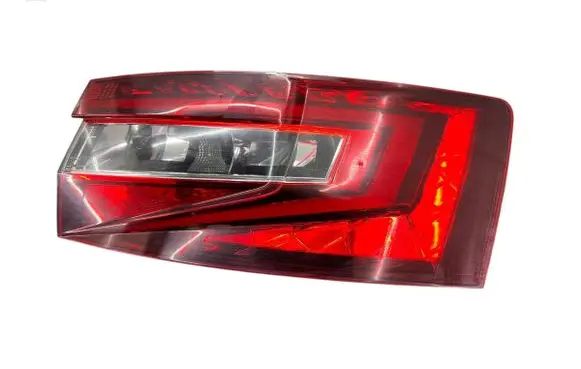 Skoda Superb B8 (3V) Rear/tail lights 3V5945208 SK481T0R 17092018
