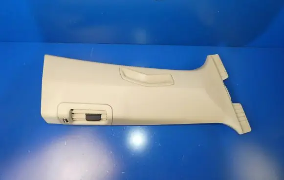 Volvo XC60 (B) pillar trim (top)