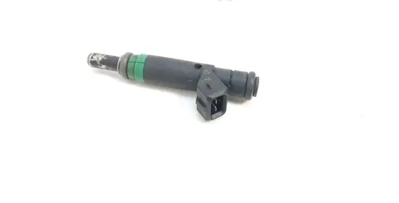 BMW X5 E70 Fuel injector 7525721