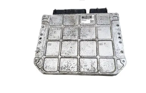 Toyota Avensis T270 Engine control unit/module ECU 89661-05D50