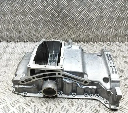 Mercedes-Benz C W204 Oil sump A6510102615