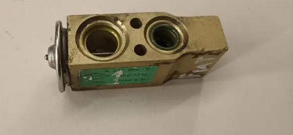 Opel Corsa C Air conditioning (A/C) expansion valve A31100600