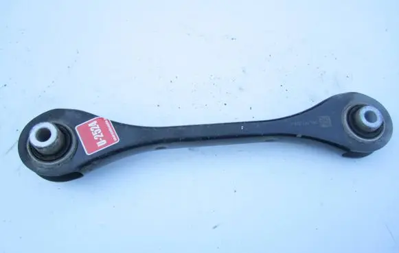 Rear control arm