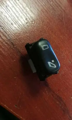 Mercedes-Benz E W210 Wing mirror switch 2108202010