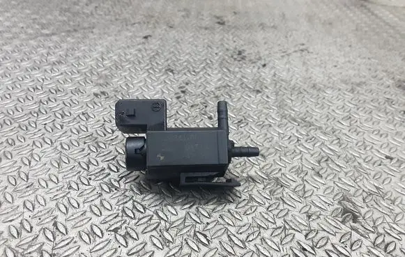 BMW 5 E60 E61 Turbo solenoid valve 72234100