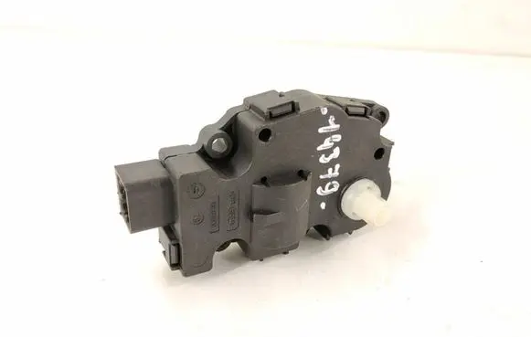 Mercedes-Benz E W212 Climate control unit DALISID1307 A2218200042 2218200042