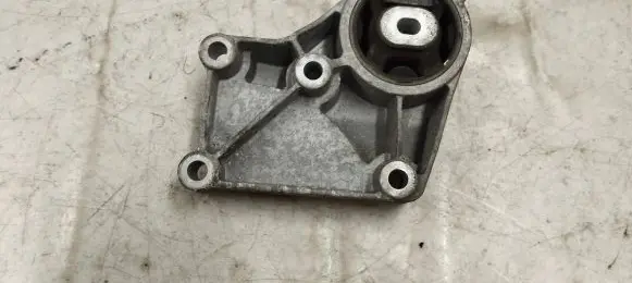 Bentley Flying Spur Rear differential/diff mount bracket 3d0599125e