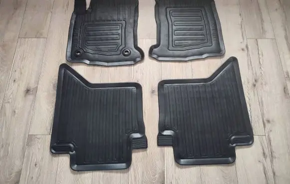 Toyota Hilux (AN120, AN130) Car floor mat set PW2100K000