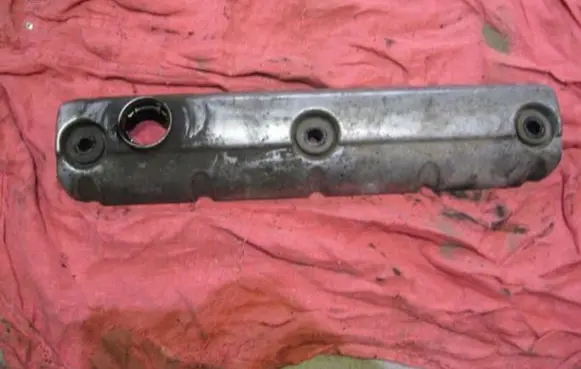 Volvo S40, V40 Rocker cam cover 7700110697 19DTI75KW