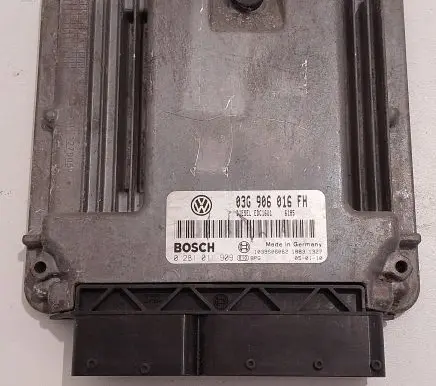 Seat Toledo III (5P) Engine control unit/module 03G906016FH 1039S06062 0281011909