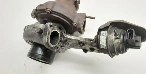 Opel Insignia A Turbo 55570748 7861371 MJV01290R