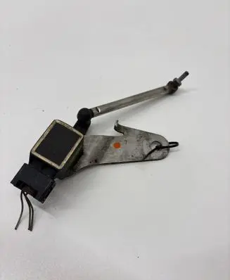 BMW 5 E60 E61 Headlight/headlamp level sensor 6762296