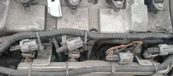 Mazda 2 Fuel main line pipe 2975000460 297500-0460