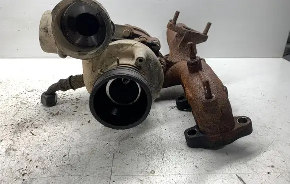Volkswagen Golf Plus Turbo BV39A0022 038253014G 710005565