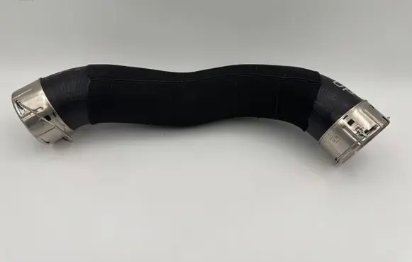 BMW 2 Active Tourer U06 Intercooler hose/pipe 9452123 1371 15476801
