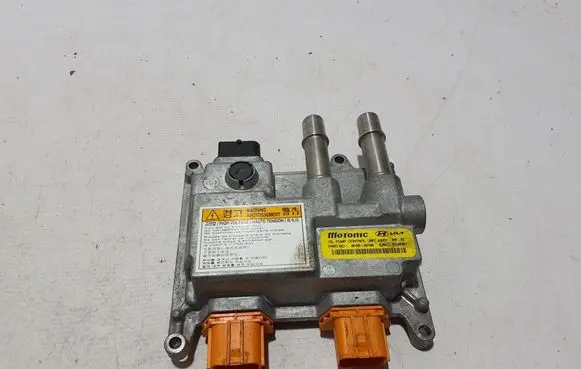 Hyundai Tucson TL Voltage converter/converter module 461903D100