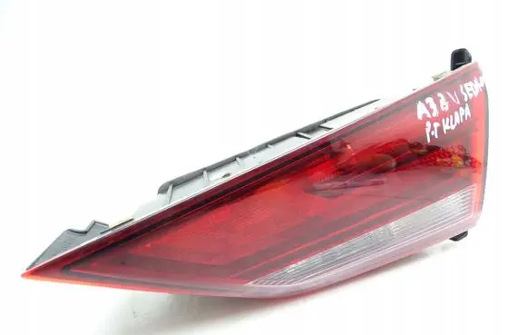 Audi A3 S3 8V Tailgate rear/tail lights 8V5945094