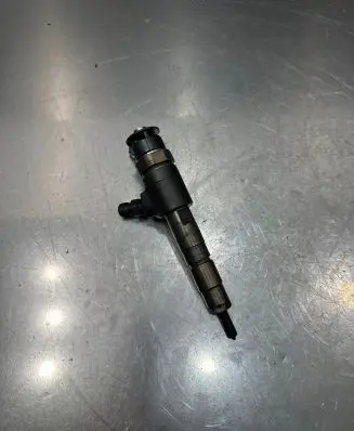 Peugeot Partner Fuel injector 0445110340