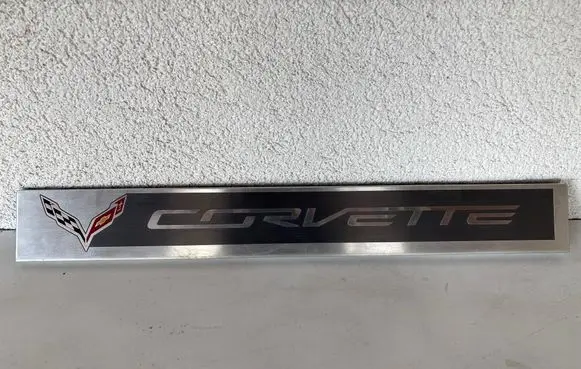 Chevrolet Corvette Front sill trim cover 22789326