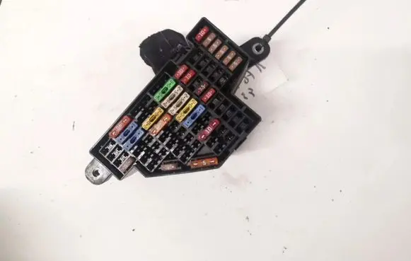 Skoda Octavia Mk2 (1Z) Fuse box set