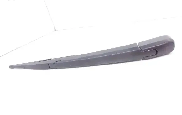 Rear wiper blade arm