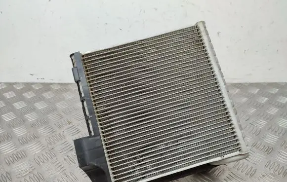 Air conditioning (A/C) radiator (interior)