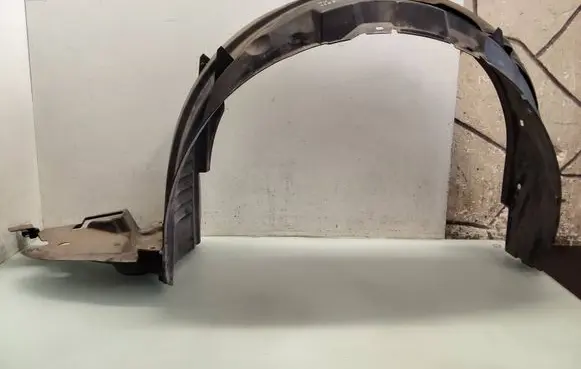 Toyota Corolla Verso E121 Front wheel arch liner splash guards 