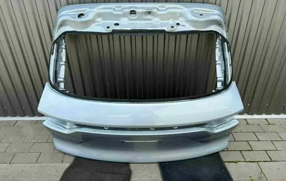 Porsche Macan (95B) Tailgate/trunk/boot lid 