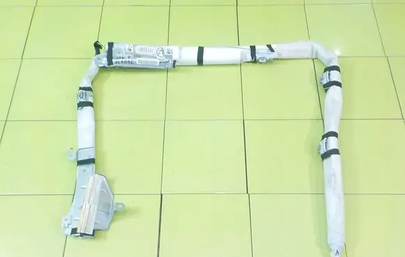 Nissan Leaf I (ZE0) Roof airbag 