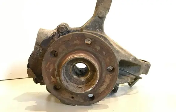 Volvo V70 Front wheel hub spindle knuckle