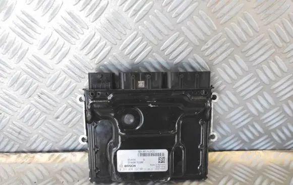 Renault Trafic III (X82) Engine control unit/module 237104330S
