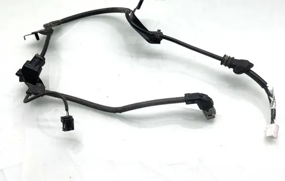 Toyota RAV 4 (XA50) Rear ABS sensor wiring 890C042010